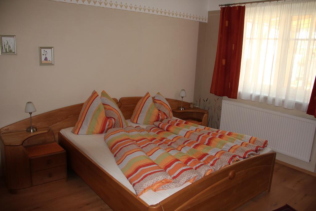 Apartmán Haus Resi Staatz Pokoj fotografie