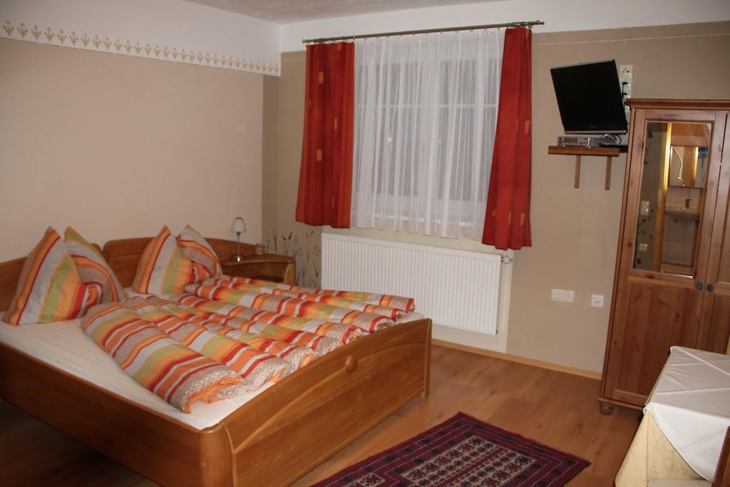 Apartmán Haus Resi Staatz Pokoj fotografie